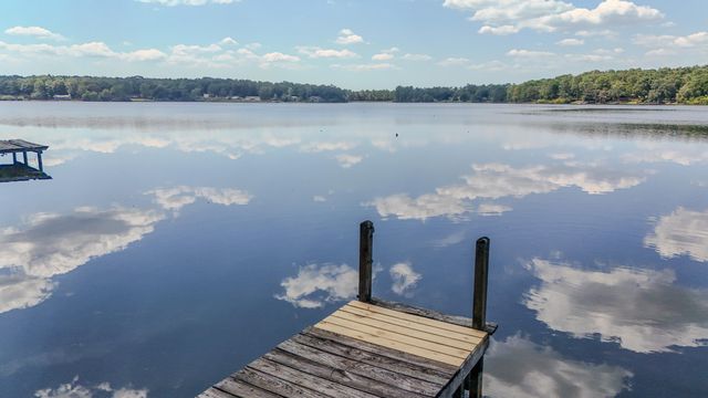 834 Paradise Island Drive, Defuniak Springs, FL 32433