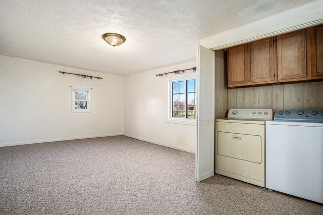 737 W Capital Avenue, Bellevue, MI 49021