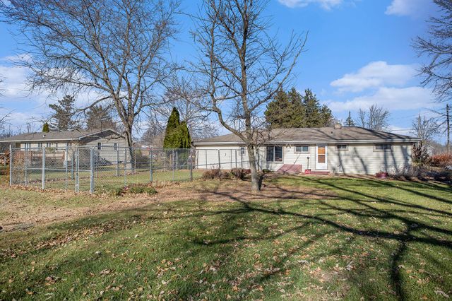 737 W Capital Avenue, Bellevue, MI 49021