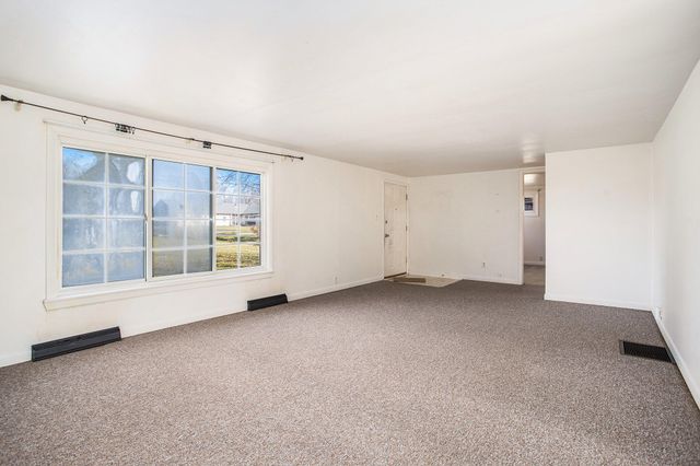 737 W Capital Avenue, Bellevue, MI 49021