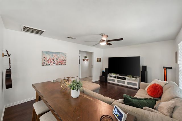 1012 Keith Drive, Hurst, TX 76053