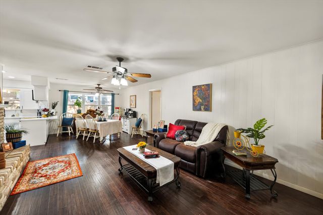1012 Keith Drive, Hurst, TX 76053