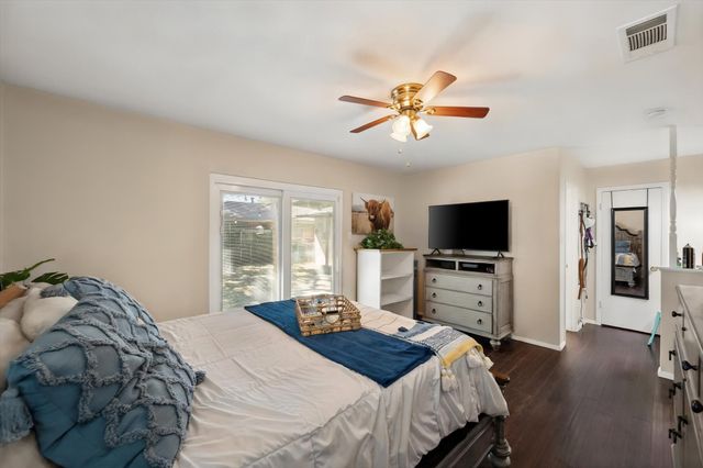 1012 Keith Drive, Hurst, TX 76053
