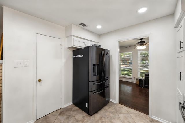 1012 Keith Drive, Hurst, TX 76053