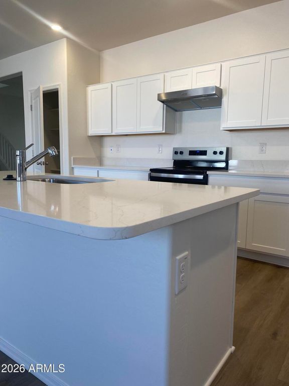 17182 W OBERLIN Way, Surprise, AZ 85387