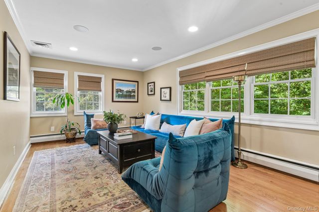 24 Vanad Drive, East Hills, NY 11576