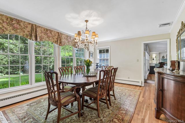 24 Vanad Drive, East Hills, NY 11576