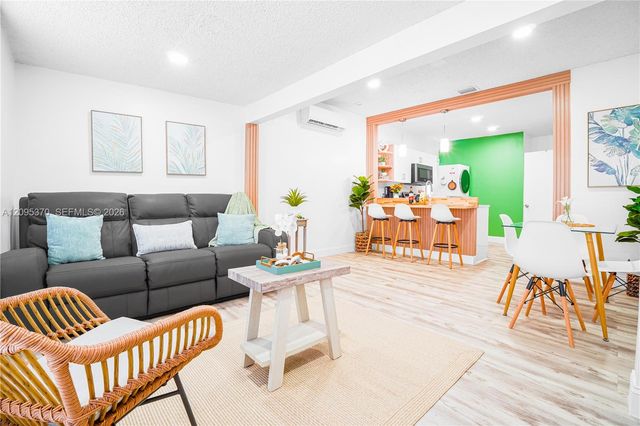 550 NW 43rd Place, Miami, FL 33126