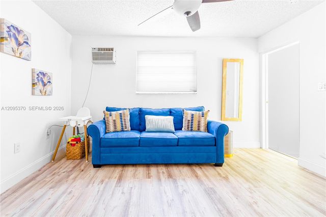 550 NW 43rd Place, Miami, FL 33126