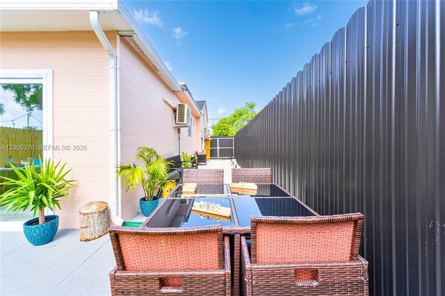 550 NW 43rd Place, Miami, FL 33126