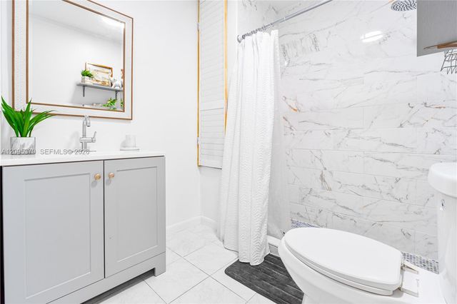550 NW 43rd Place, Miami, FL 33126