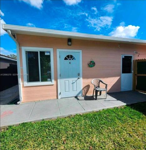 550 NW 43rd Place, Miami, FL 33126