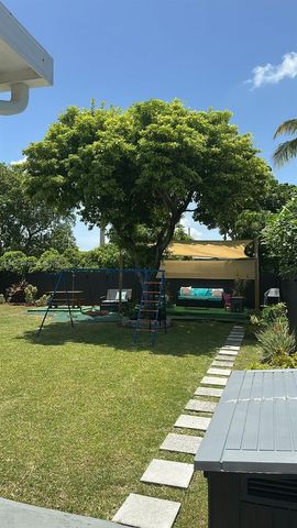 550 NW 43rd Place, Miami, FL 33126