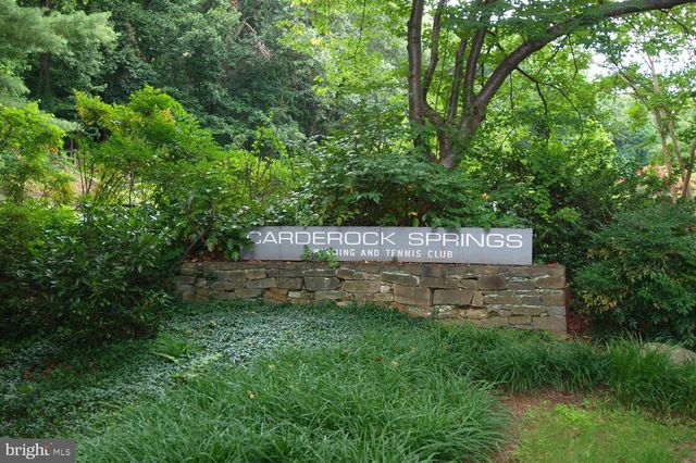8200 STONE TRAIL DR, Bethesda, MD 20817