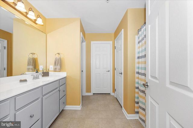 206 BLANCA CT, Frederick, MD 21702