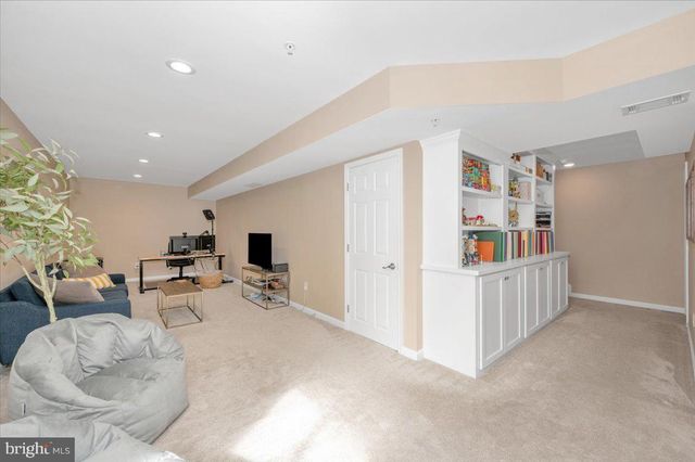 206 BLANCA CT, Frederick, MD 21702