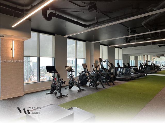 121 NE 5th street 3200, Miami, FL 33132