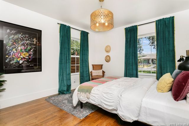 912 Apple, Fredericksburg, TX 78624