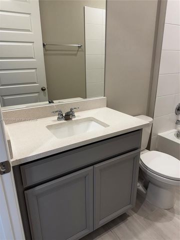 6712 NW Cloverdale Ave 0, Port St. Lucie, FL 34987