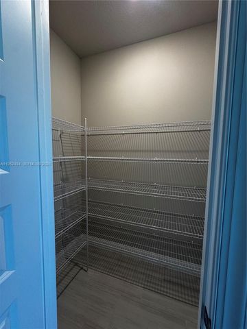 6712 NW Cloverdale Ave 0, Port St. Lucie, FL 34987