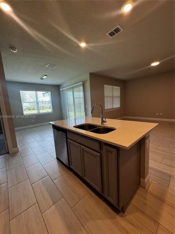 6712 NW Cloverdale Ave 0, Port St. Lucie, FL 34987