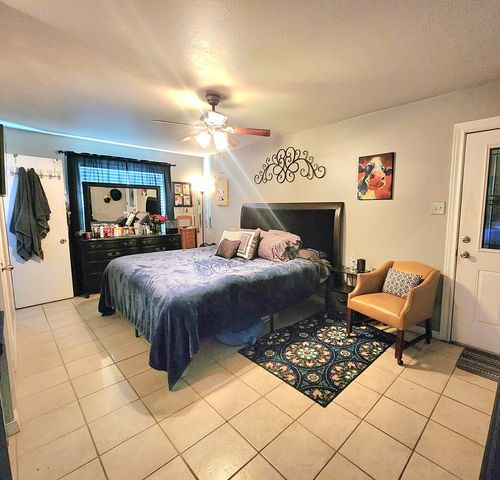 124 Ace Ranch Rd, Kerrville, TX 78028