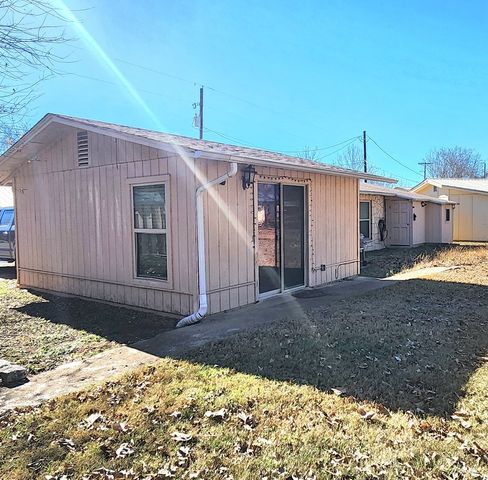 124 Ace Ranch Rd, Kerrville, TX 78028