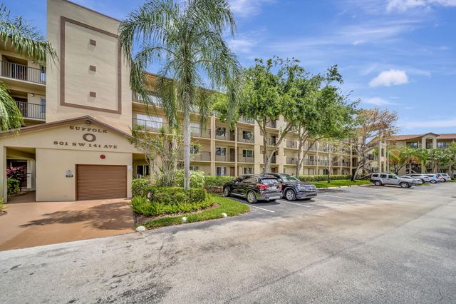 801 SW 141st Avenue 306o, Pembroke Pines, FL 33027