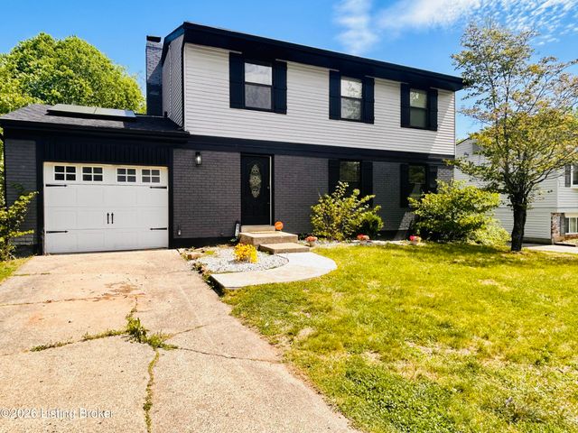 8809 Old Ironsides Dr, Louisville, KY 40228