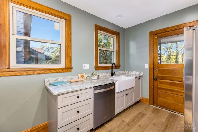 2945 Feltz Avenue, Cincinnati, OH 45211