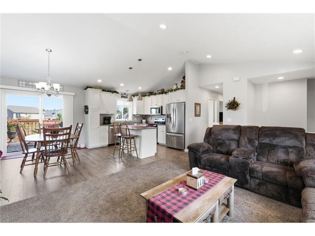1381 Pheasant Run, New Richmond, WI 54017