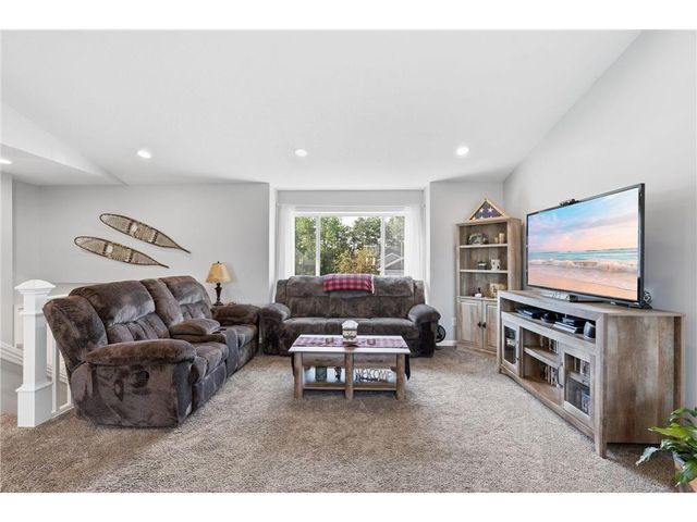 1381 Pheasant Run, New Richmond, WI 54017