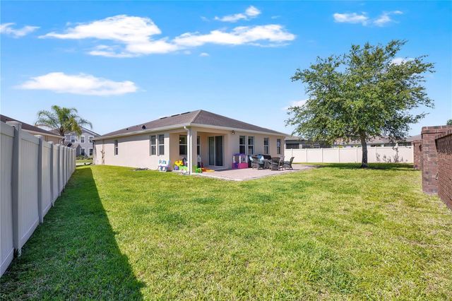 850 BUCKLEBURY LOOP, Apopka, FL 32703