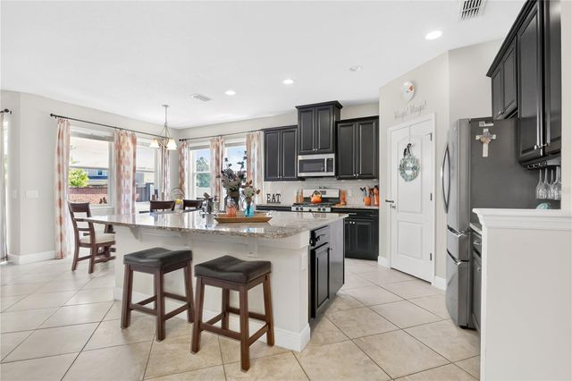 850 BUCKLEBURY LOOP, Apopka, FL 32703