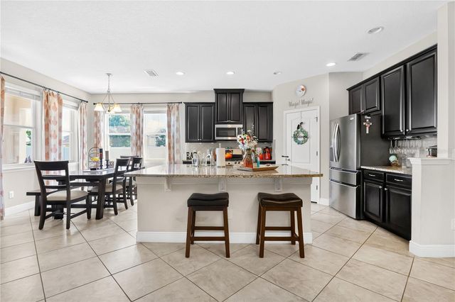 850 BUCKLEBURY LOOP, Apopka, FL 32703