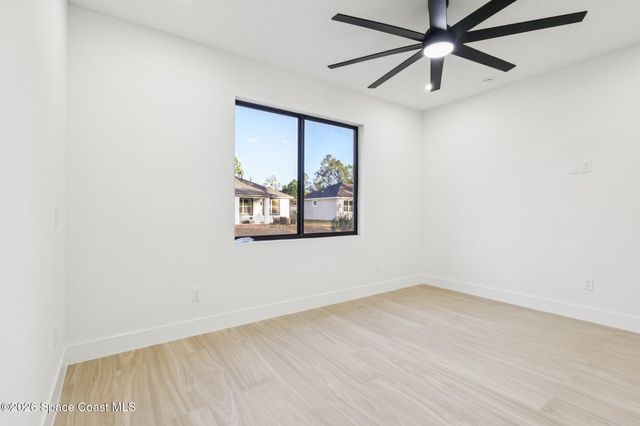 3271 Hall Road SE, Palm Bay, FL 32909