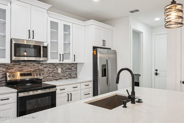 3271 Hall Road SE, Palm Bay, FL 32909