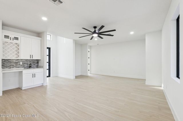 3271 Hall Road SE, Palm Bay, FL 32909