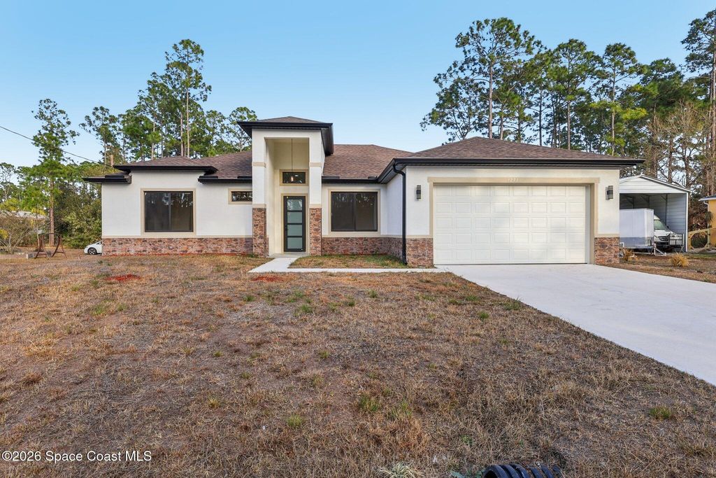 3271 Hall Road SE, Palm Bay, FL 32909