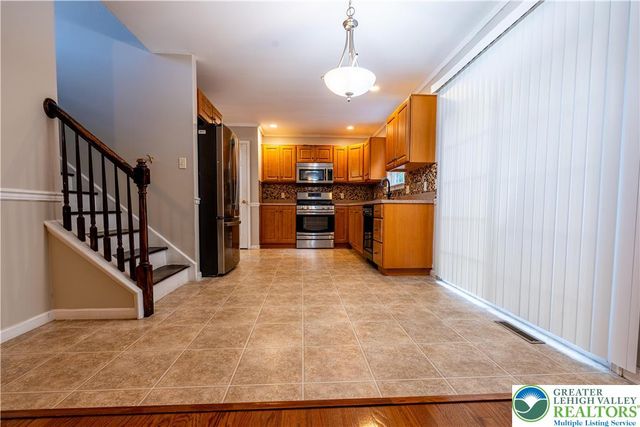 127 Highlands Circle, Easton, PA 18042