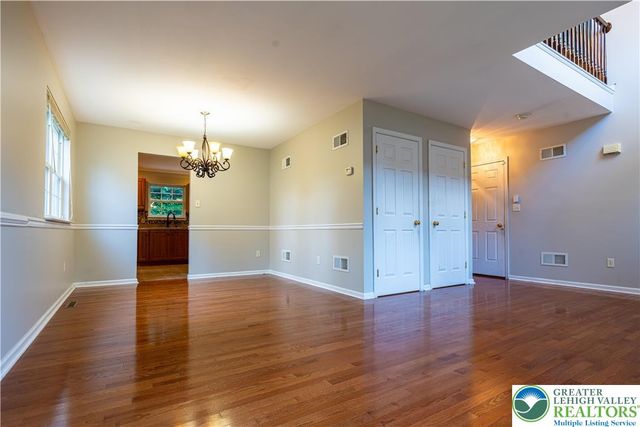 127 Highlands Circle, Easton, PA 18042