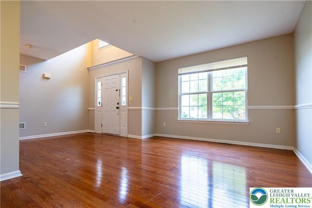 127 Highlands Circle, Easton, PA 18042