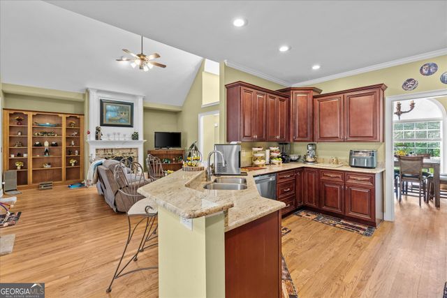 4050 Golfview Court, Villa Rica, GA 30180