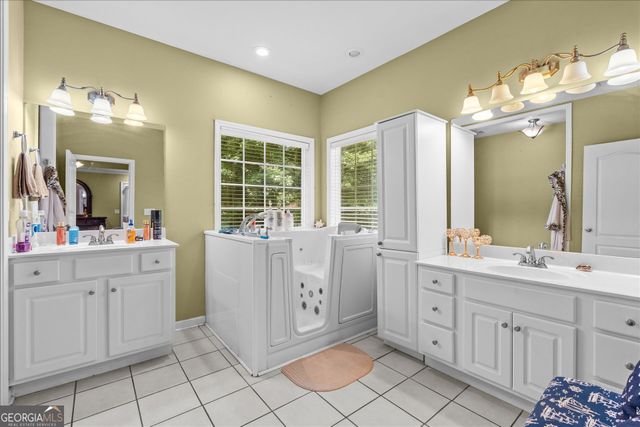 4050 Golfview Court, Villa Rica, GA 30180