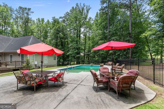 4050 Golfview Court, Villa Rica, GA 30180