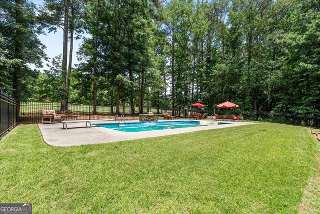 4050 Golfview Court, Villa Rica, GA 30180