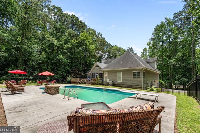 4050 Golfview Court, Villa Rica, GA 30180