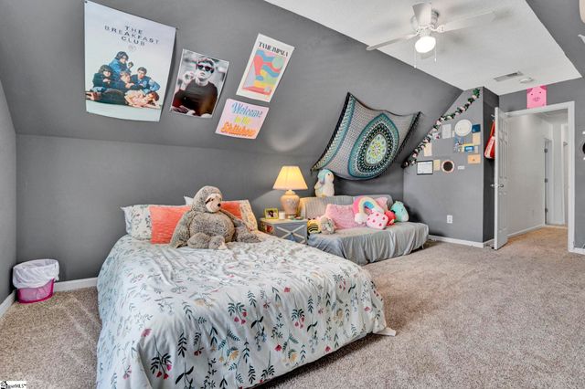 8 Seaside Lane, Greer, SC 29650