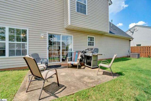 8 Seaside Lane, Greer, SC 29650