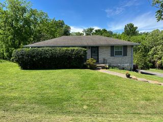 511 Northcrest Dr, Nashville, TN 37211